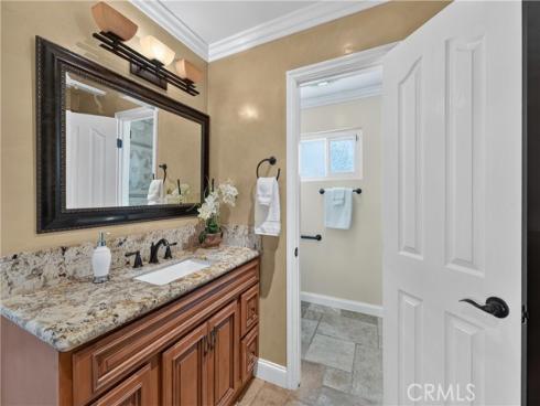 2458 E Powhatan , Anaheim, CA