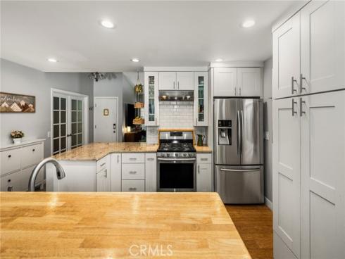 1231 N Dolores  , Anaheim, CA