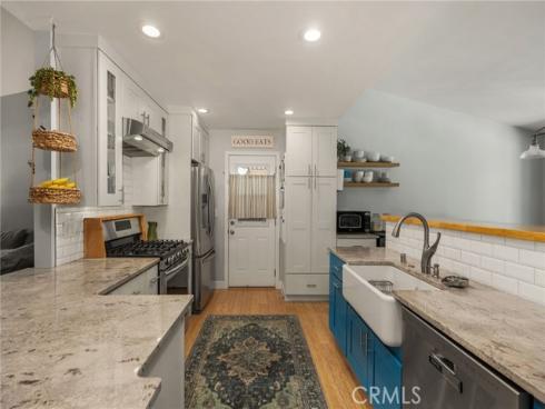 1231 N Dolores  , Anaheim, CA