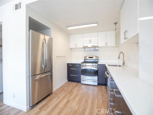 1381 S Walnut 2005 , Anaheim, CA