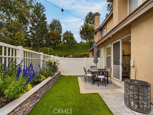 1366 S Country Glen Way , Anaheim, CA