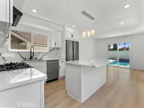 1712 N Glenview Avenue, Anaheim, CA