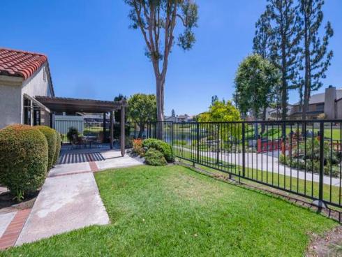 1260 N Lighthouse , Anaheim, CA