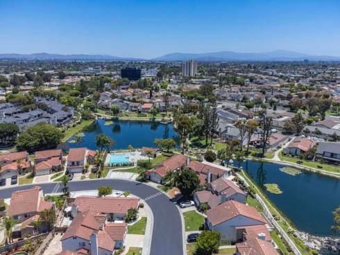 1260 N Lighthouse , Anaheim, CA