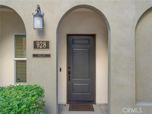 928 E Twill Court, Anaheim, CA