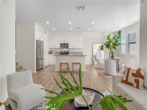 928 E Twill Court, Anaheim, CA