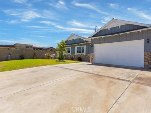 1812 E. Briarvale
