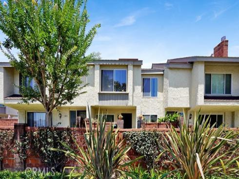 1013 W Orangewood  , Anaheim, CA