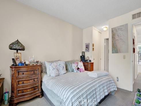 1013 W Orangewood  , Anaheim, CA