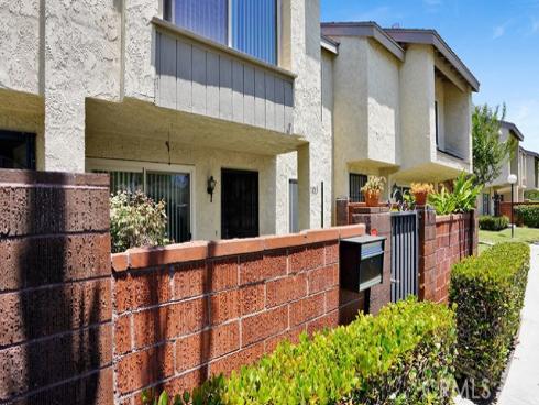 1013 W Orangewood  , Anaheim, CA