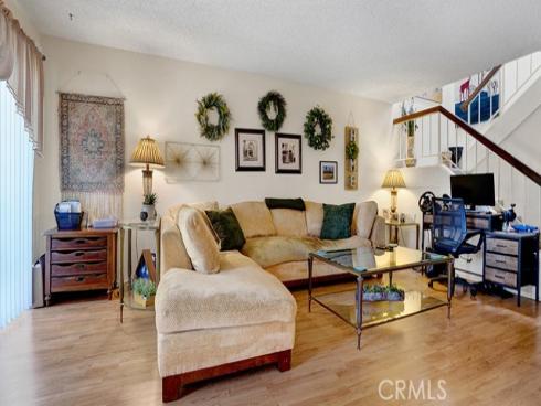 1013 W Orangewood  , Anaheim, CA