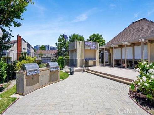 1013 W Orangewood  , Anaheim, CA