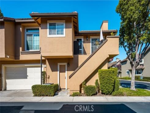 8131 E Oak Ridge , Anaheim, CA