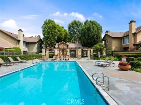 8131 E Oak Ridge , Anaheim, CA