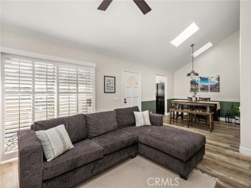 8131 E Oak Ridge , Anaheim, CA