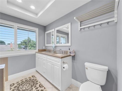 1417 W James Way , Anaheim, CA