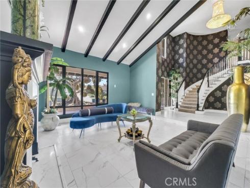 1417 W James Way , Anaheim, CA
