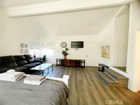 1762 W Minerva , Anaheim, CA