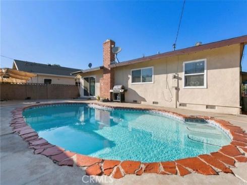 1762 W Minerva , Anaheim, CA