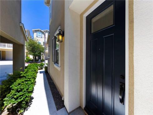 385 N Avelina Way, Anaheim, CA