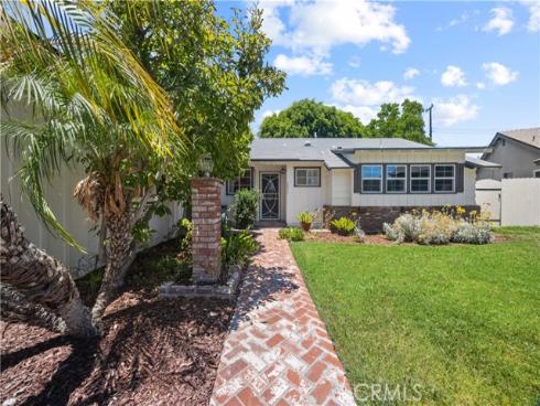 1571 W Pacific , Anaheim, CA