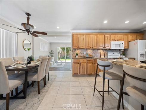 1571 W Pacific , Anaheim, CA