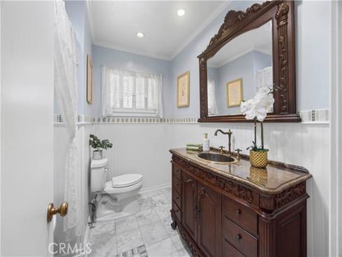 1571 W Pacific , Anaheim, CA