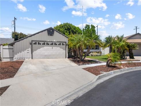 1571 W Pacific , Anaheim, CA