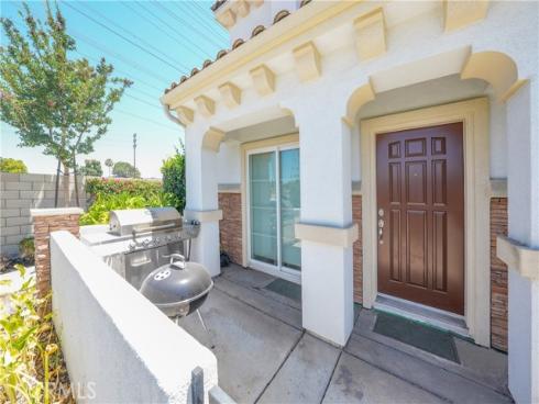 2728 W Ball Road, Anaheim, CA