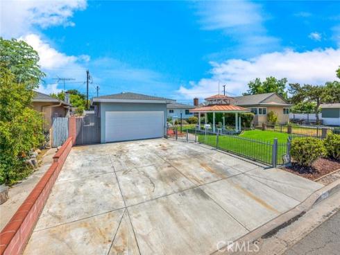 2137 W Cris Avenue, Anaheim, CA