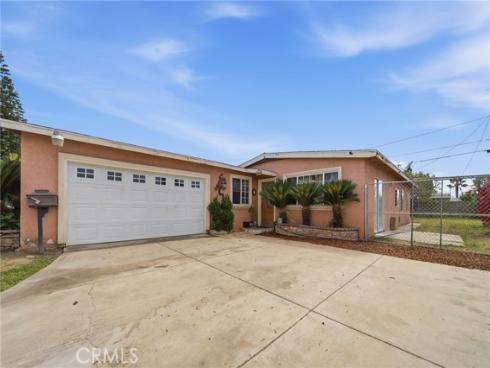 829 S. Kenmore