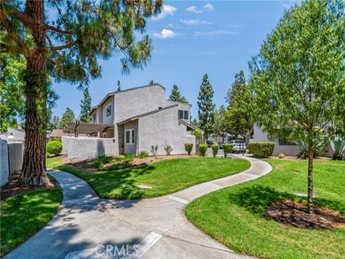 3002 E Via Siena , Anaheim, CA
