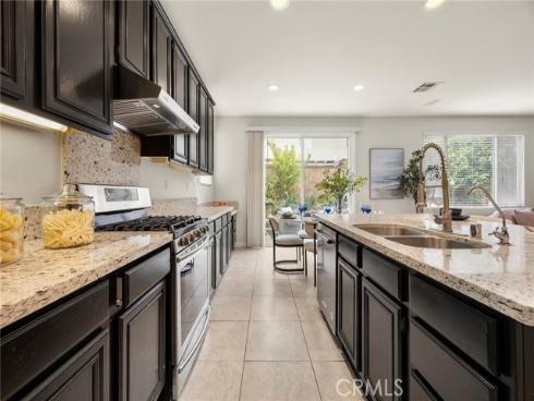 636 S Halliday , Anaheim, CA