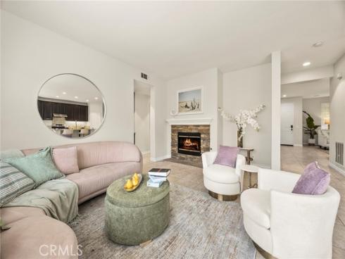 636 S Halliday , Anaheim, CA