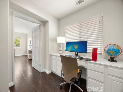 636 S Halliday , Anaheim, CA