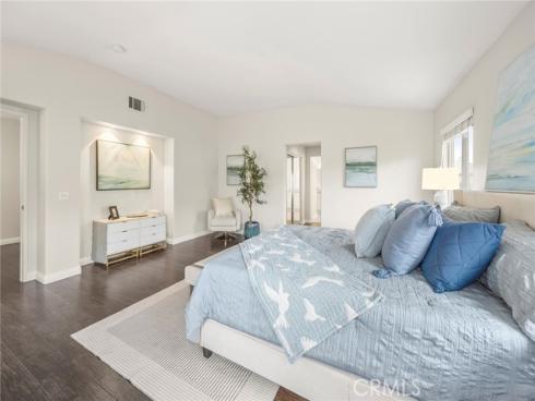 636 S Halliday , Anaheim, CA