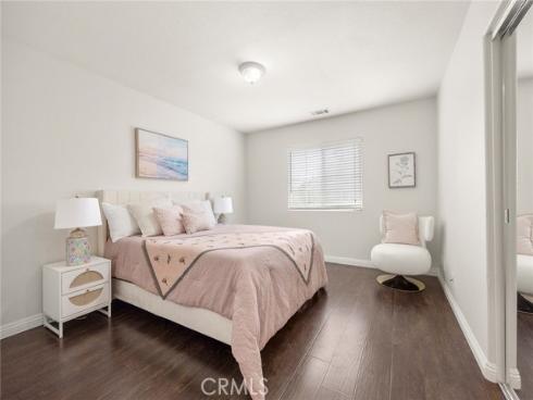 636 S Halliday , Anaheim, CA