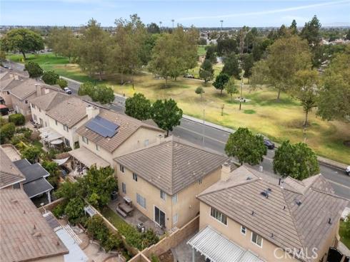 636 S Halliday , Anaheim, CA