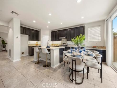 636 S Halliday , Anaheim, CA