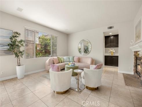 636 S Halliday , Anaheim, CA