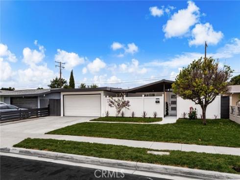 1021 N Laguna Street, Anaheim, CA