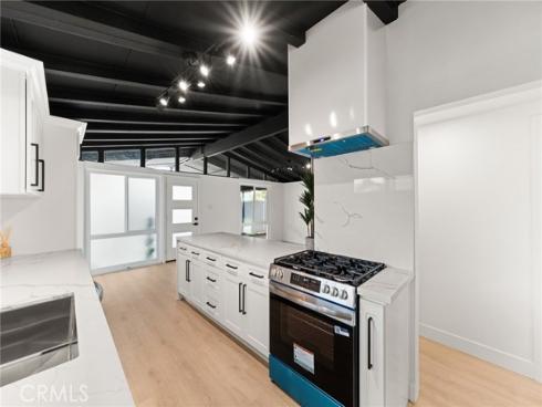 1021 N Laguna Street, Anaheim, CA