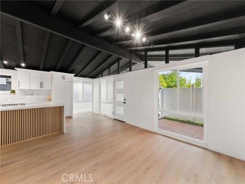 1021 N Laguna Street, Anaheim, CA