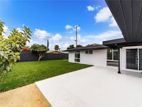 1021 N Laguna Street, Anaheim, CA