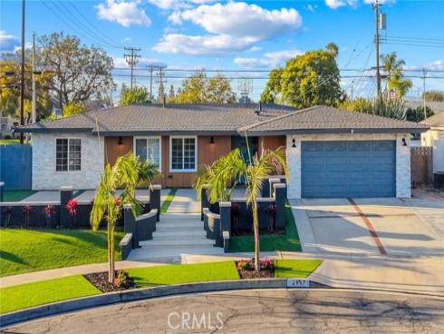 2807 E Alden , Anaheim, CA