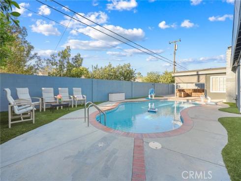 2807 E Alden , Anaheim, CA