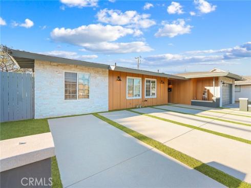 2807 E Alden , Anaheim, CA