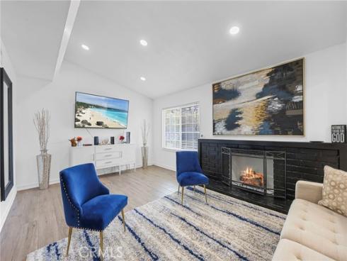 2807 E Alden , Anaheim, CA