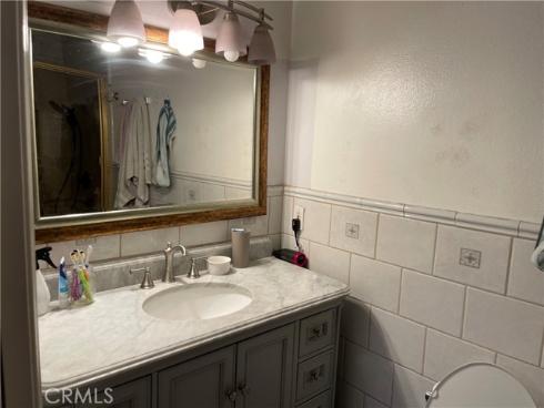 1079 S Clifpark Circle, Anaheim, CA