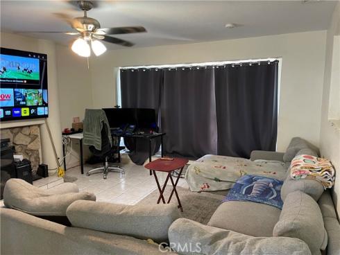 1079 S Clifpark Circle, Anaheim, CA